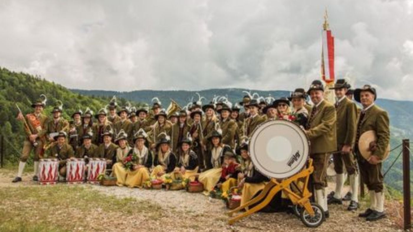 40° ANNIVERSARIO BANDA FOLKLORISTICA DI FOLGARIA Folgaria, 29-30-31 luglio 2016