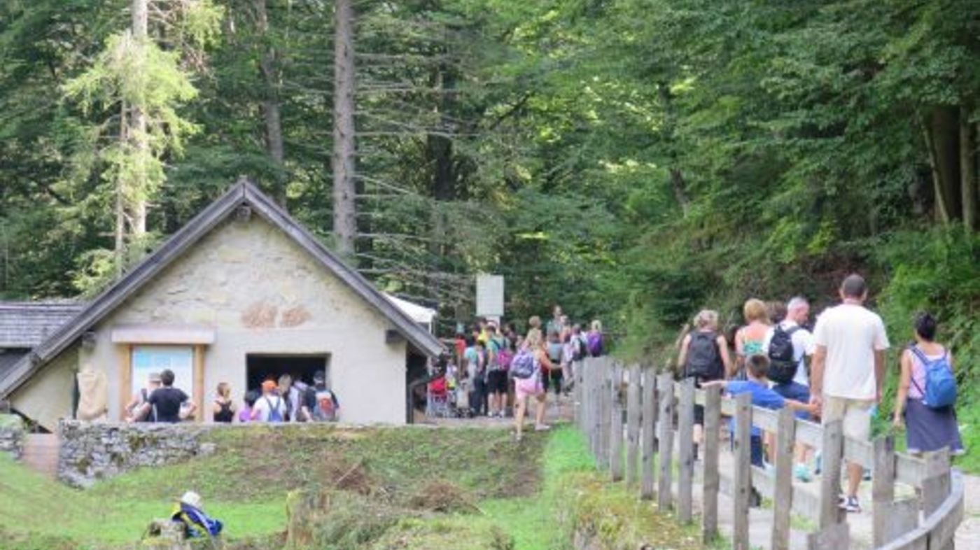 DEGUSTANDO L'OLTRESOMMO. Domenica 17 luglio nelle frazioni Cimbre dell'Oltresommo