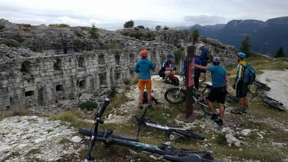 "Mit dem Bike ins Trentino" by davplus.de