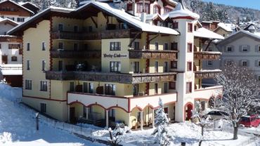 Derby Club Residence