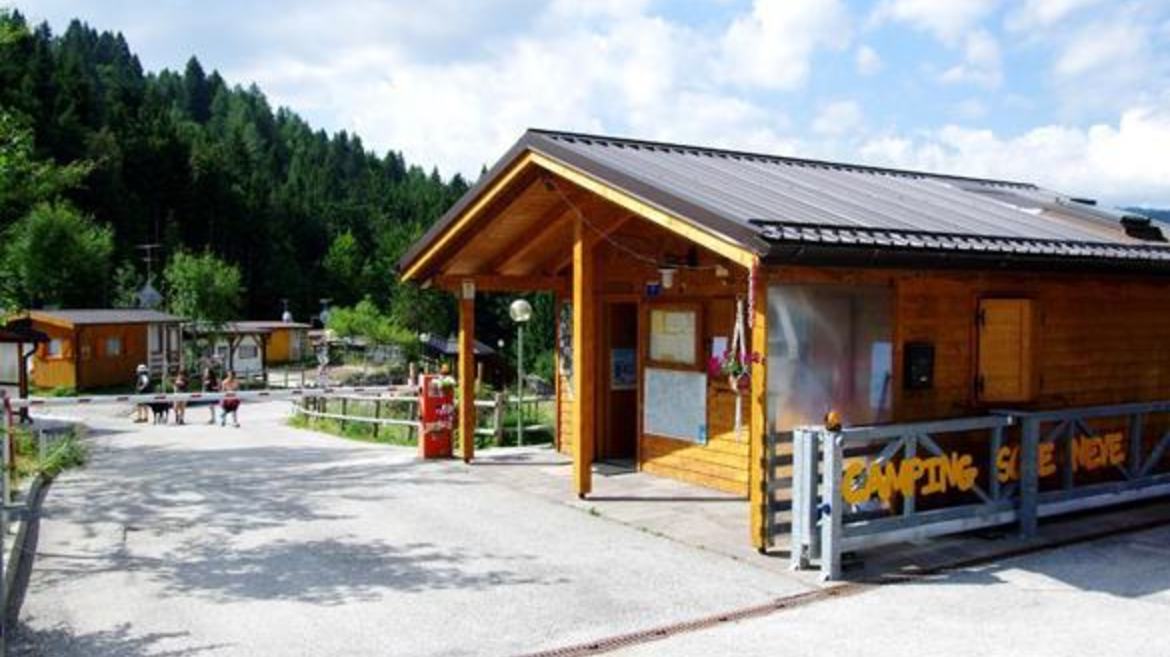 CAMPING SOLE NEVE
