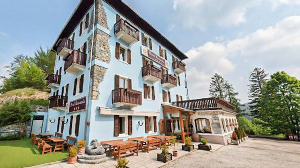 HOTEL ROMANDA