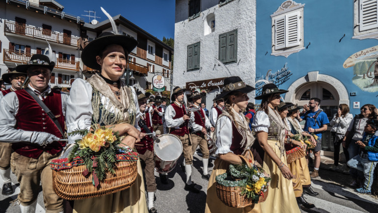 Brava Part: The magic of traditions returns to Folgaria for an unforgettable late-summer weekend.