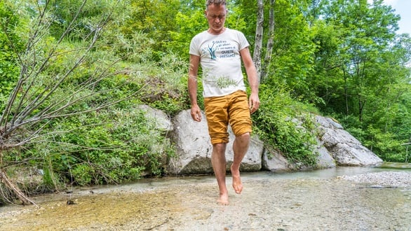 Barefooting - Il Percorso con l'Acqua
